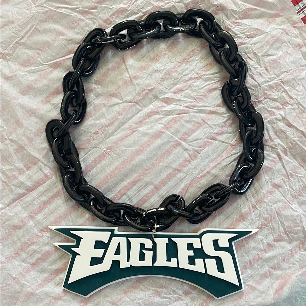 Philadelphia Eagles 🦅 Black Chain Necklace with Eagles Pendant